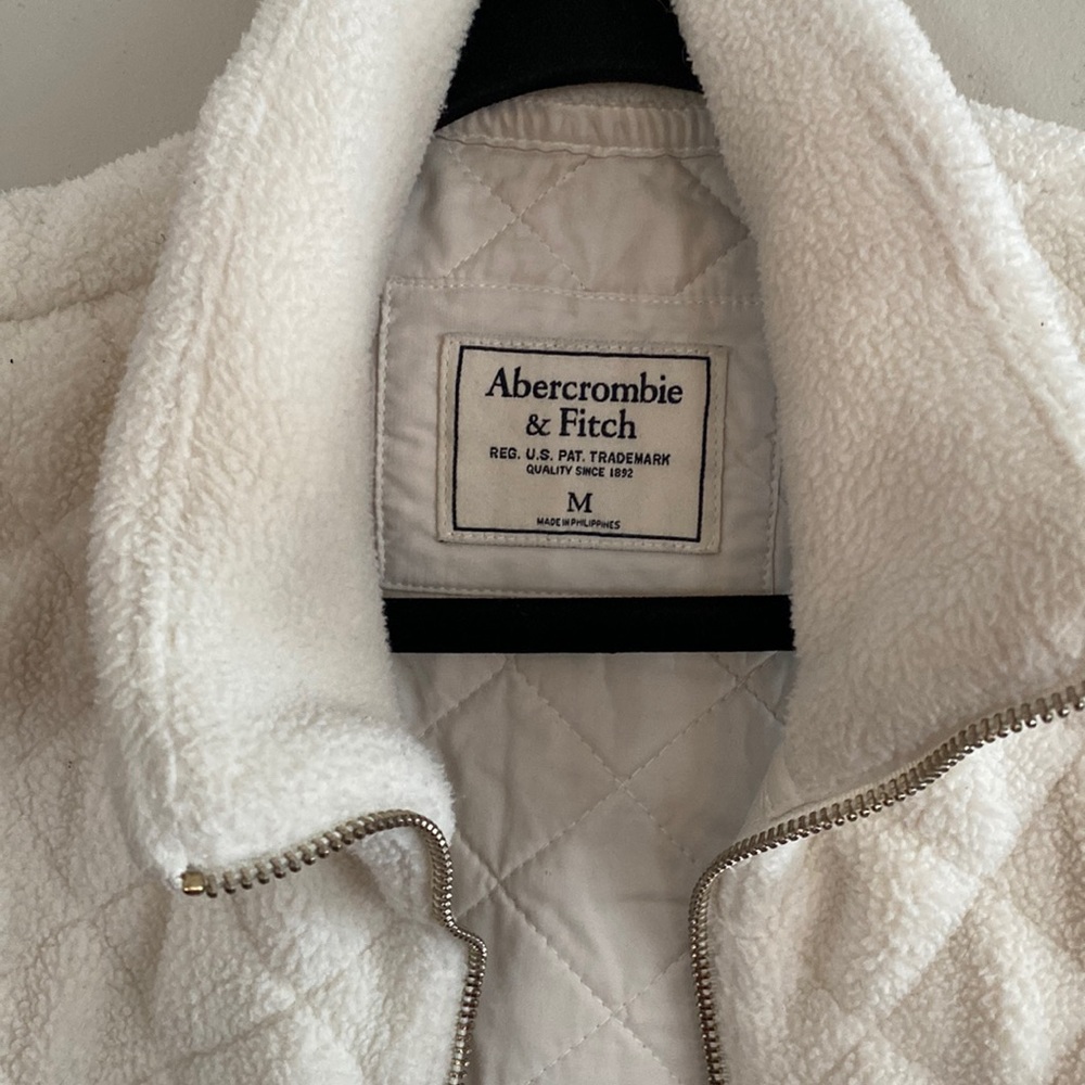 Abercrombie and Fitch, medium, cream vest